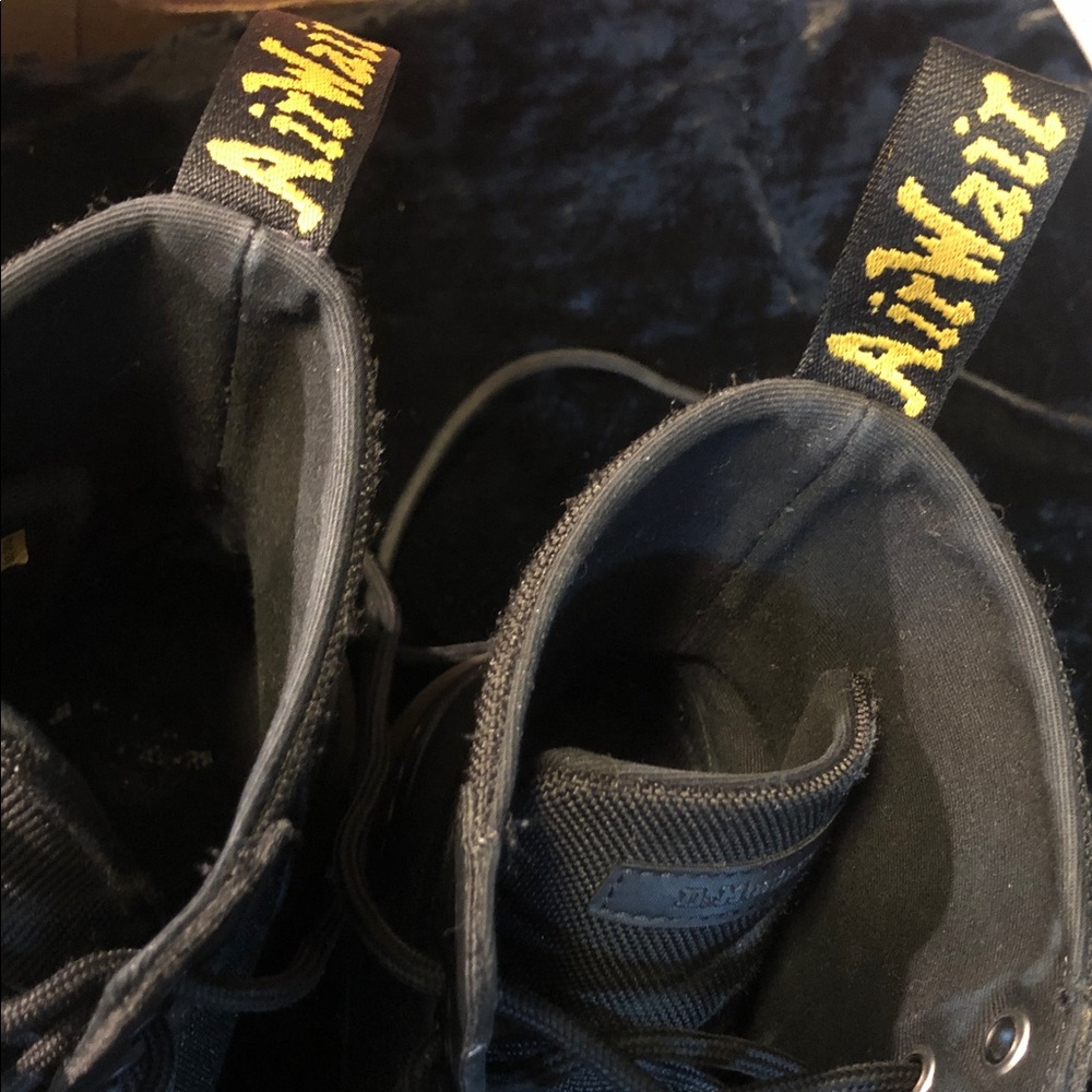 Doc Martens Combs Boots Ladies 10 (MENS 9) - Picture 2 of 7